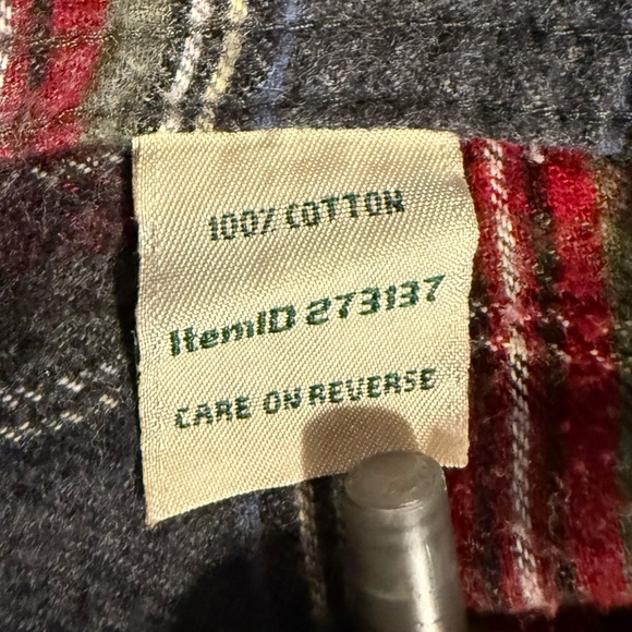L.L.Bean Scotch Plaid Cotton Flannel Button Down Shirt Woman’s Medium - Picture 7 of 8
